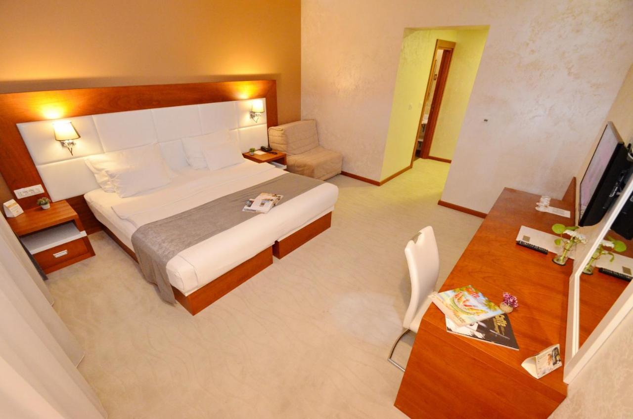 Hotel Porto In Kotor Exterior photo